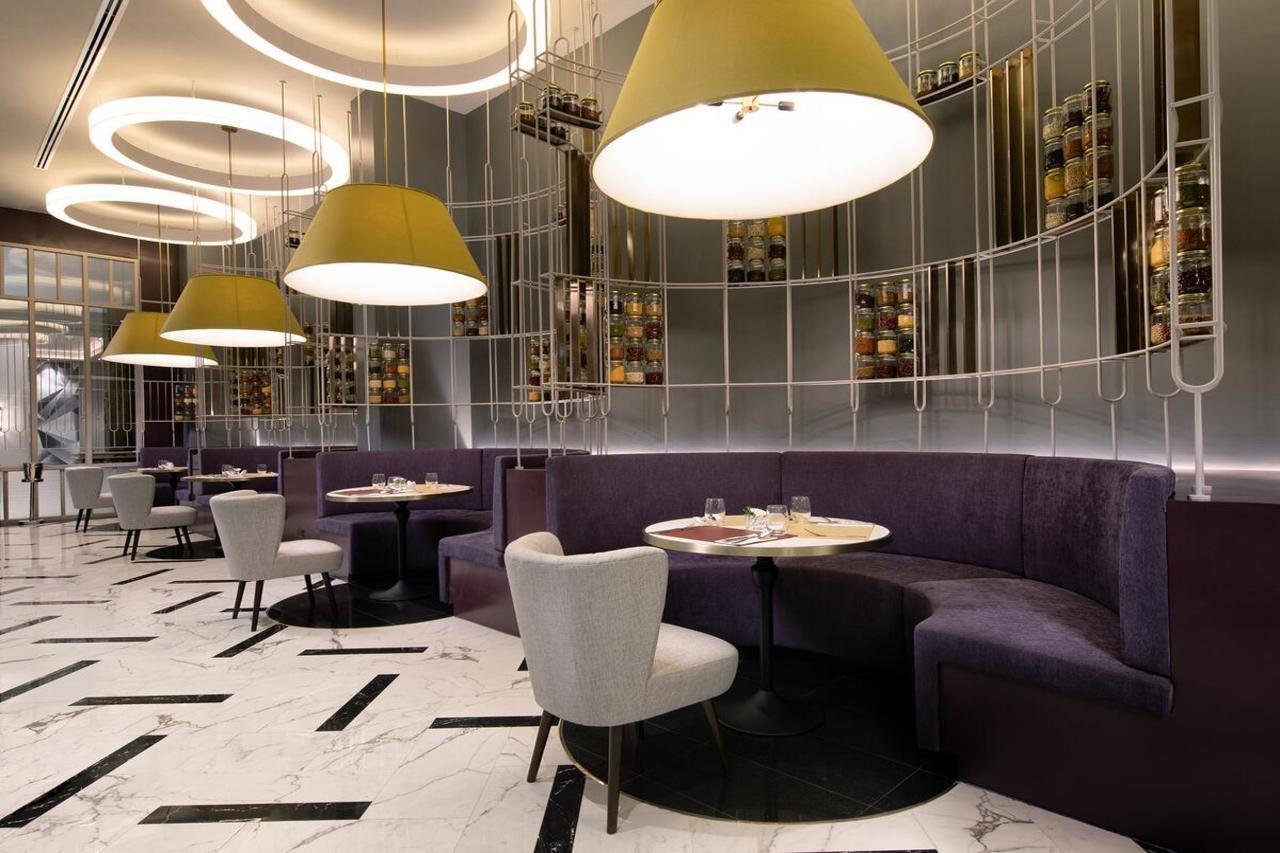 Mercure Bangkok Sukhumvit 24 Eksteriør billede