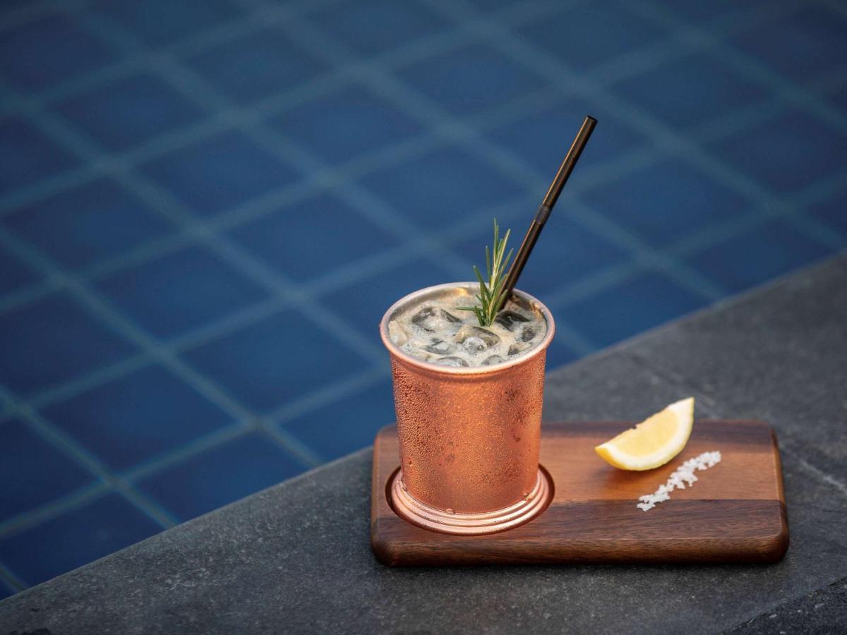 Mercure Bangkok Sukhumvit 24 Eksteriør billede