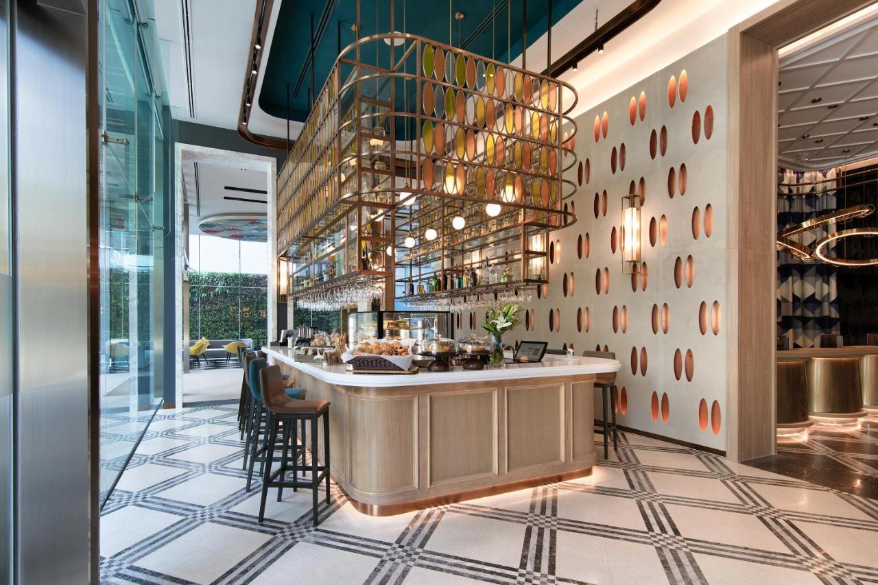 Mercure Bangkok Sukhumvit 24 Eksteriør billede